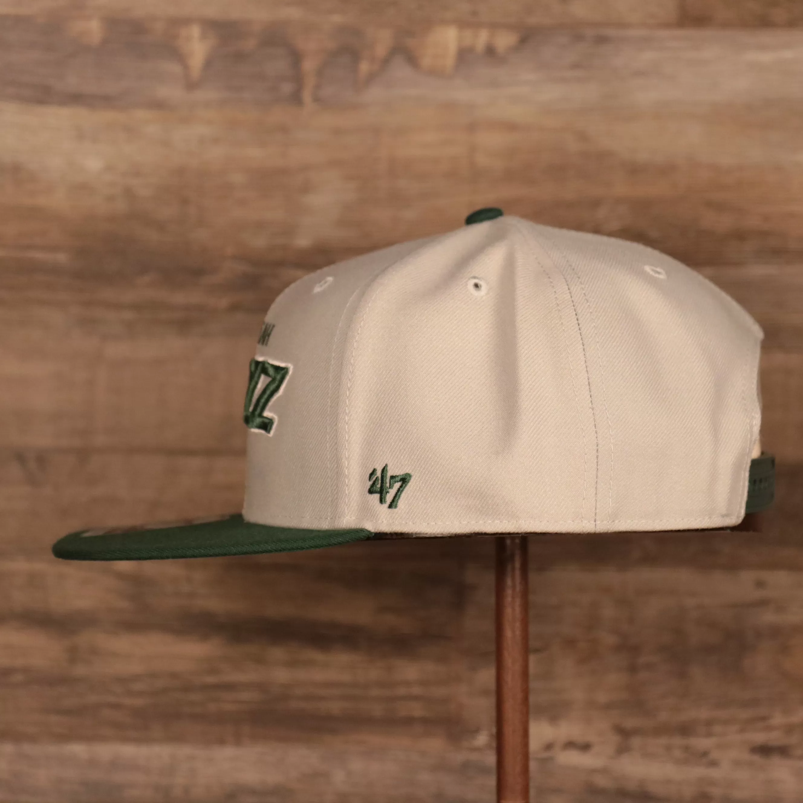 47 BRAND | UTAH JAZZ | CROSSTOWN SCRIPT | CAPTAIN | JAZZ LOGO WEARER RIGHT | SNAPBACK HAT | GRAY/GREEN | OSFM