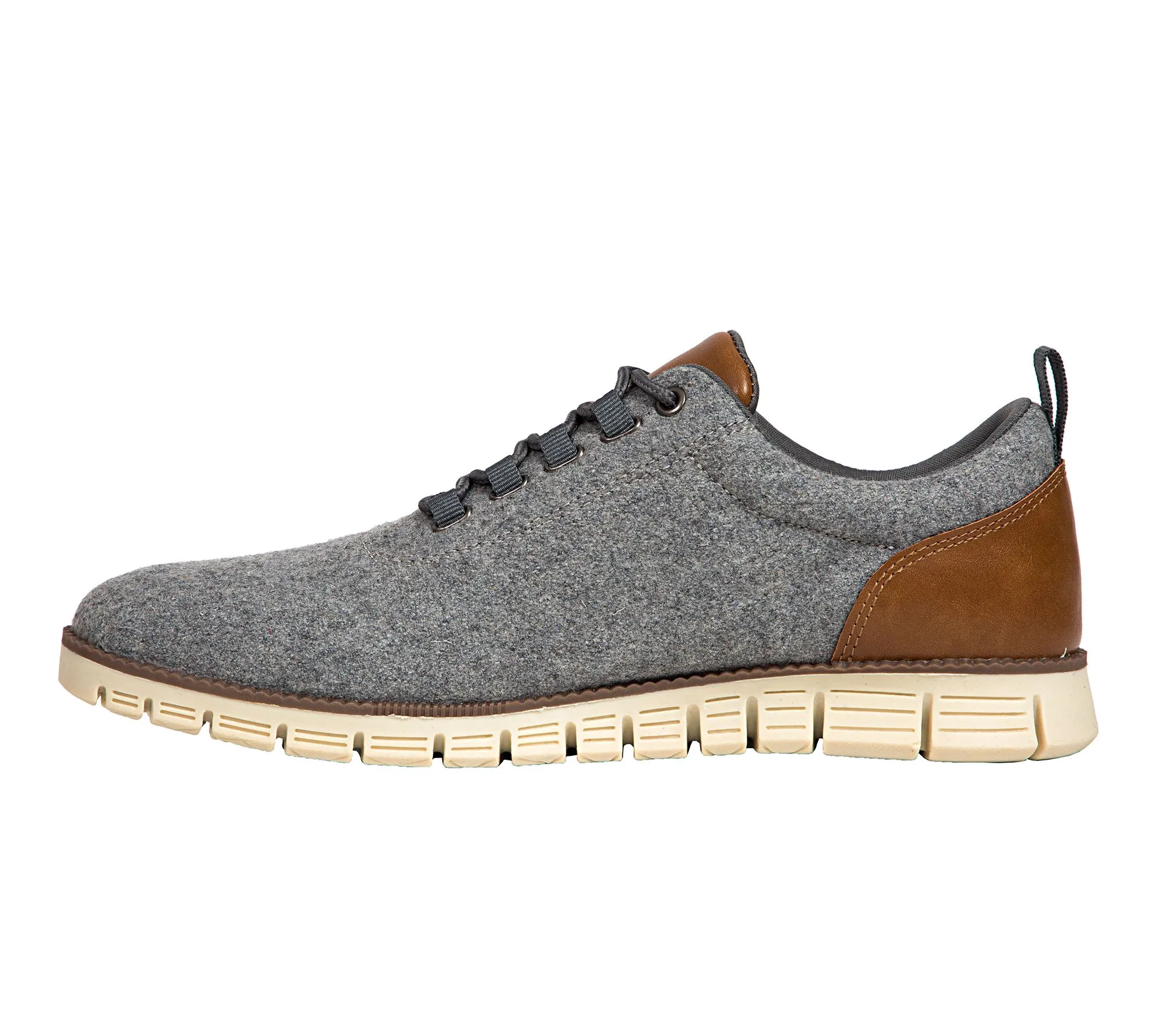 Deer Stags Men's Fashion Sneaker - Status