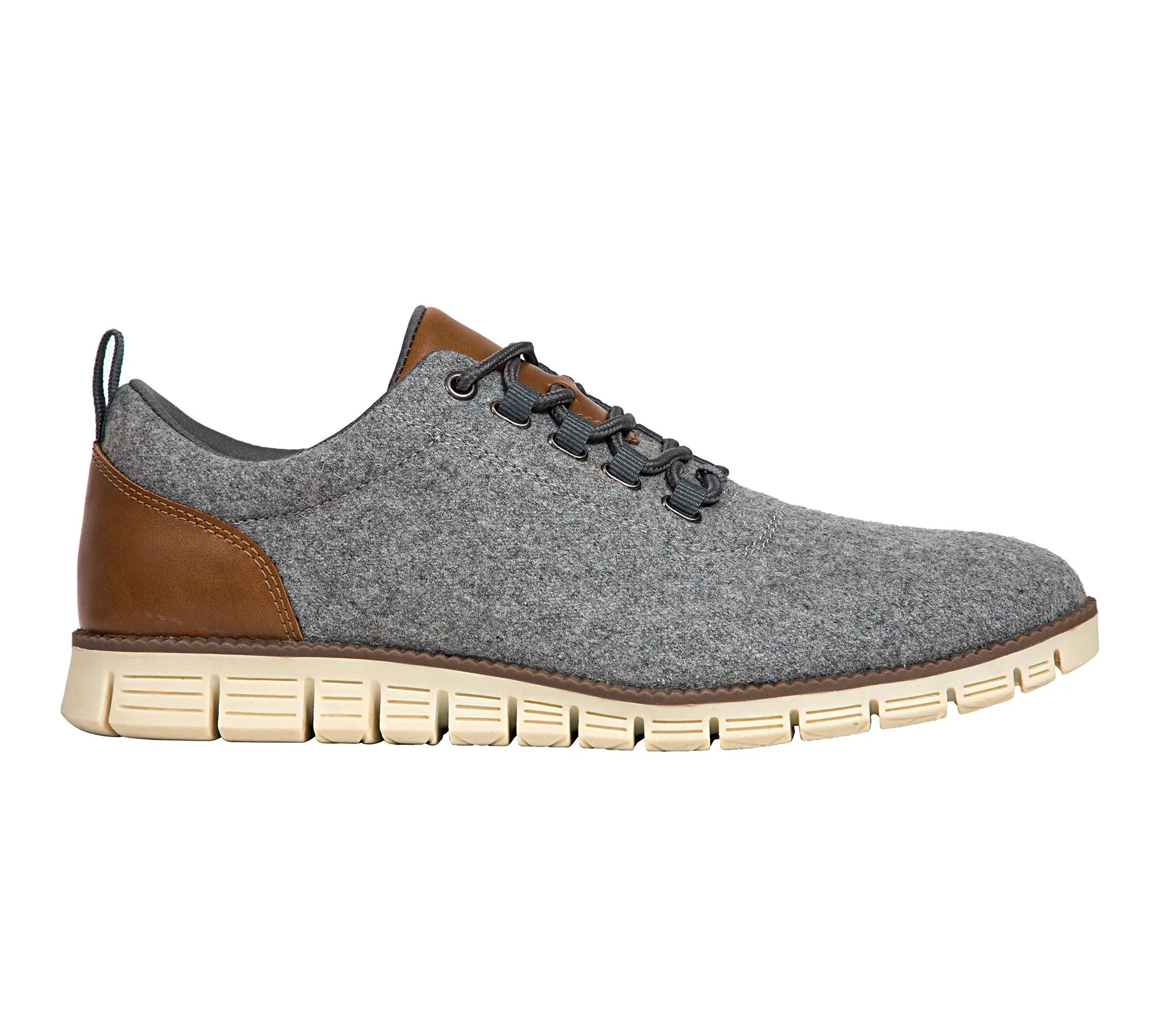 Deer Stags Men's Fashion Sneaker - Status