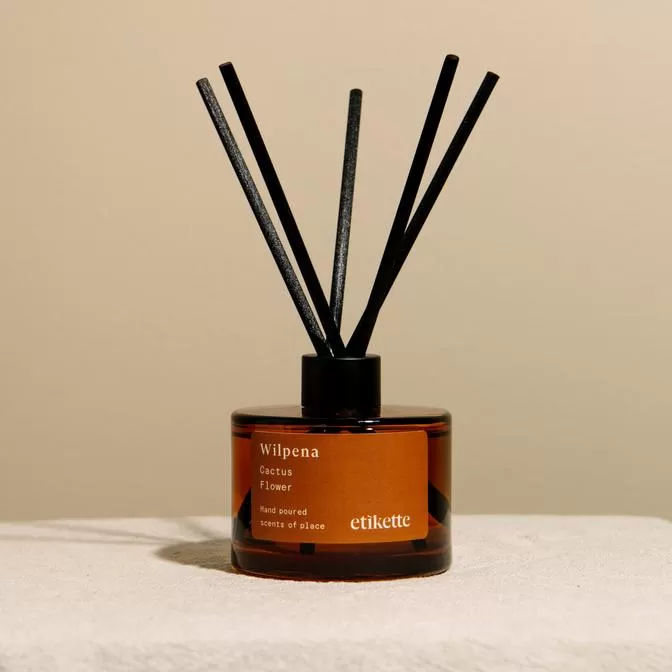 Etikette Wilpena Candle and Eco Reed Room Diffuser