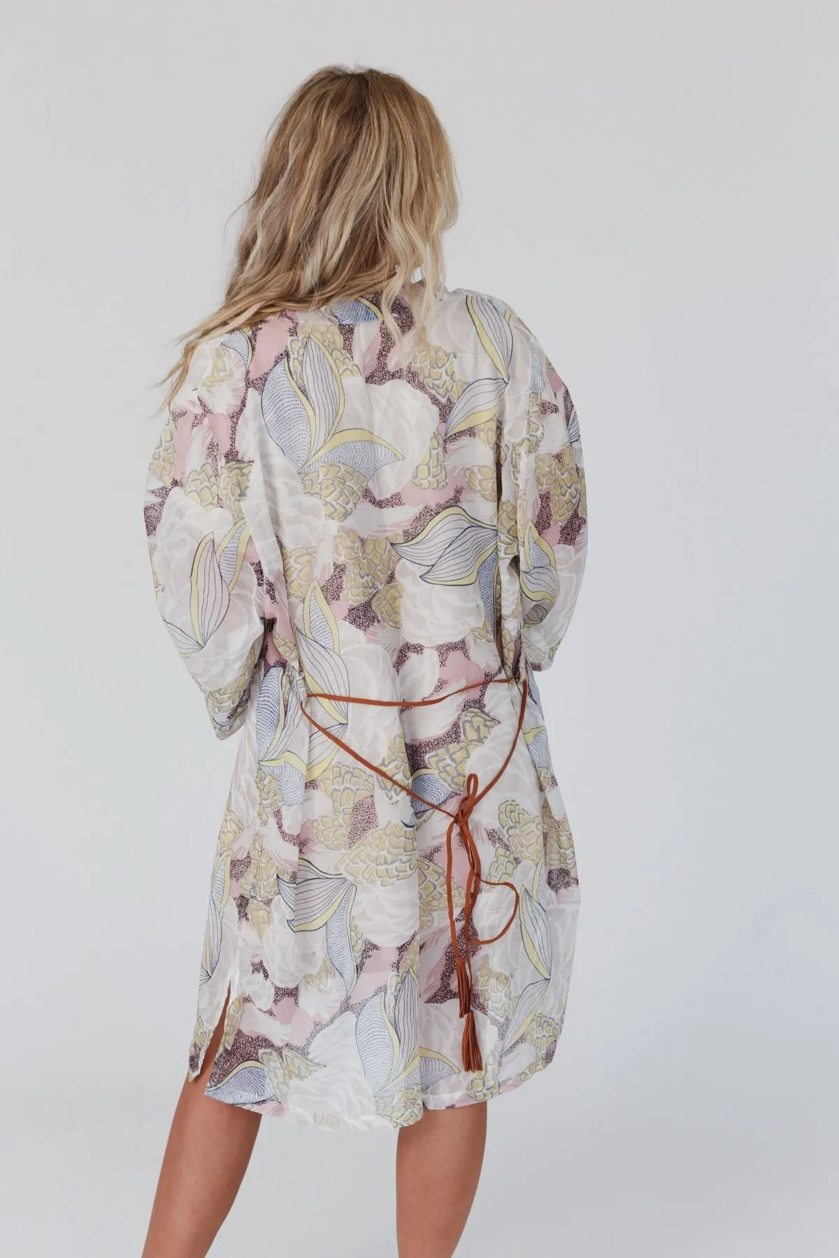 Honey Ikebana Kimono - Pink