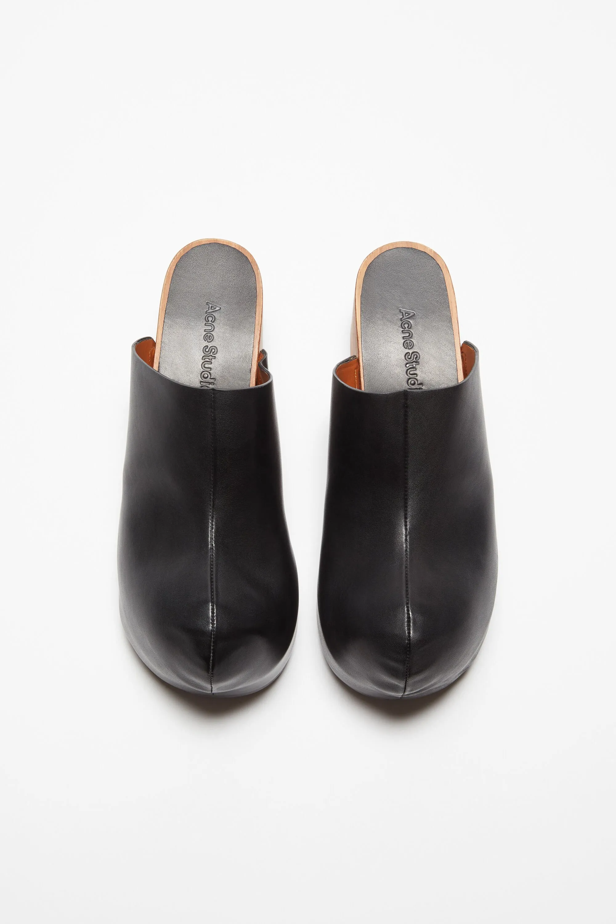 Leather wood clogs