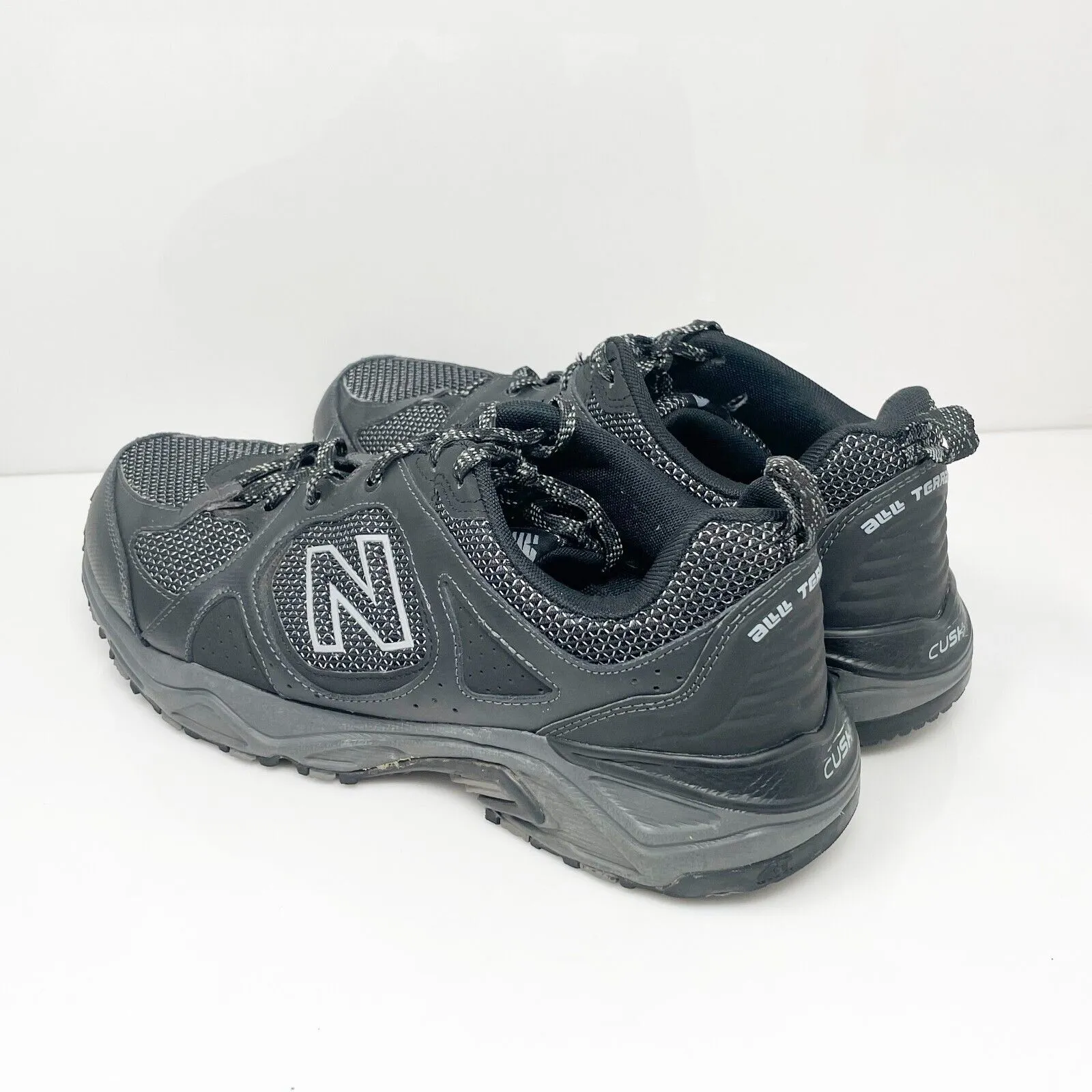 New Balance Mens 481 V3 MT481LB3 Black Hiking Shoes Sneakers Size 10.5 4E