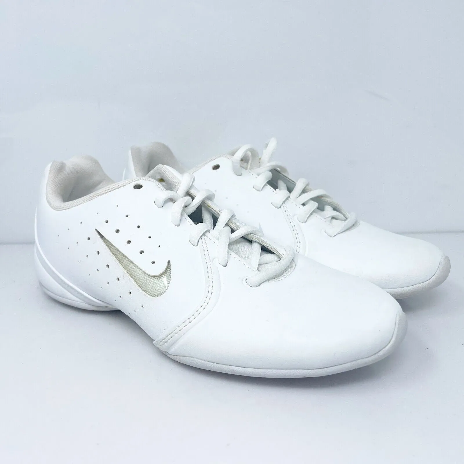 Nike Womens Sideline 3 647937-100 White Casual Shoes Sneakers Size 5.5