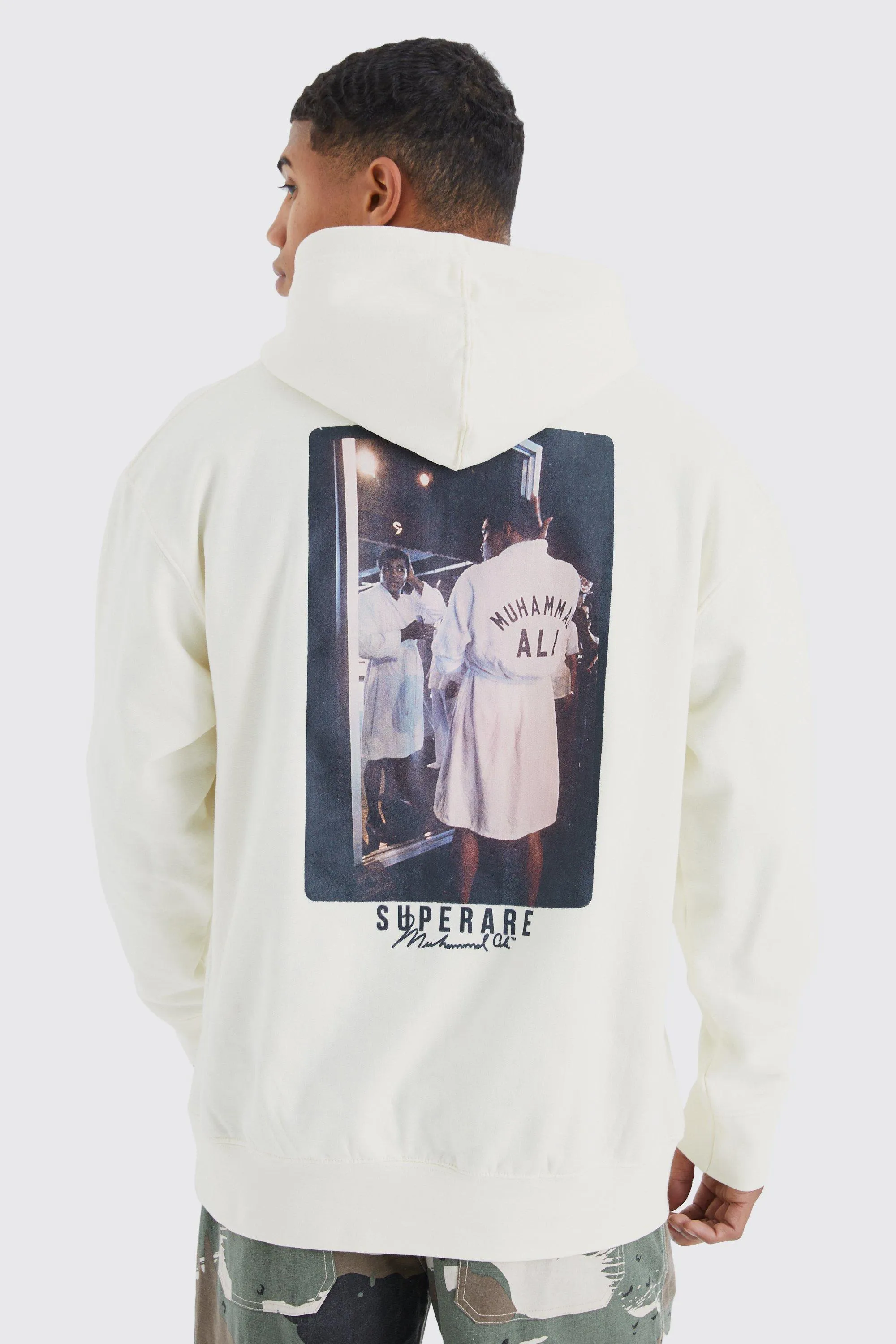 Oversized Muhammad Ali License Hoodie | boohooMAN UK